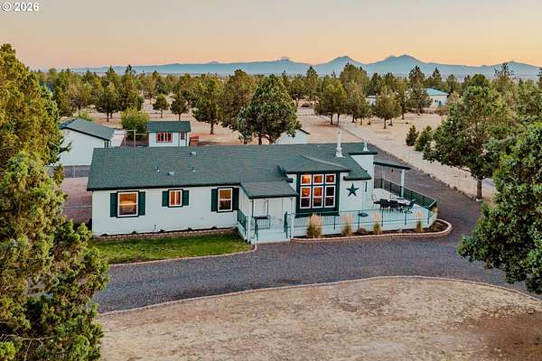 1.8 Acres of Land with Home for Sale in Terrebonne, Oregon