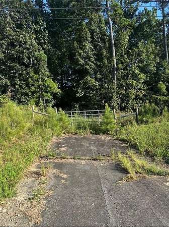 11 Acres of Mixed-Use Land for Sale in Cartersville, Georgia
