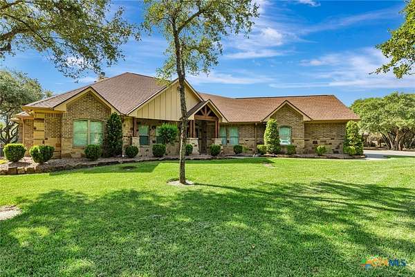1.5 Acres of Land with Home for Sale in Inez, Texas