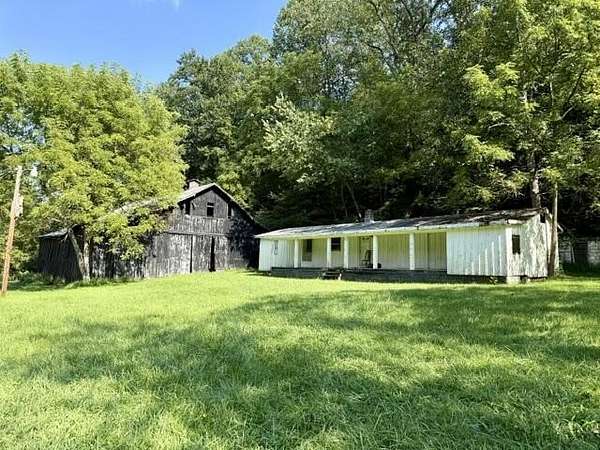 385 Acres of Recreational & Residential Land for Sale in Beattyville, Kentucky
