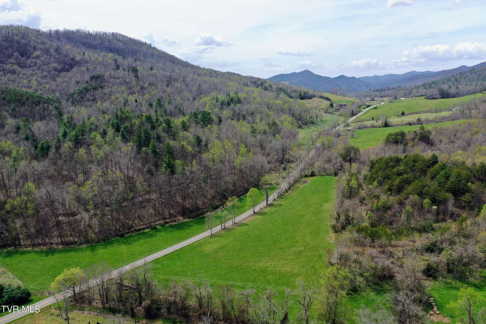 195 Acres of Land for Sale in Greeneville, Tennessee