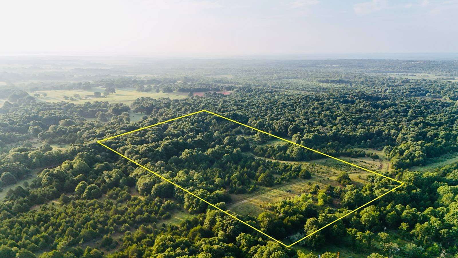 20 Acres of Land for Sale in Chandler, Oklahoma