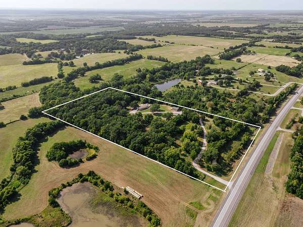 15 Acres of Improved Land for Sale in Independence, Kansas