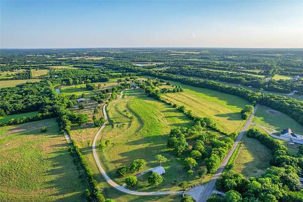82.6 Acres of Improved Land for Sale in Whitewright, Texas