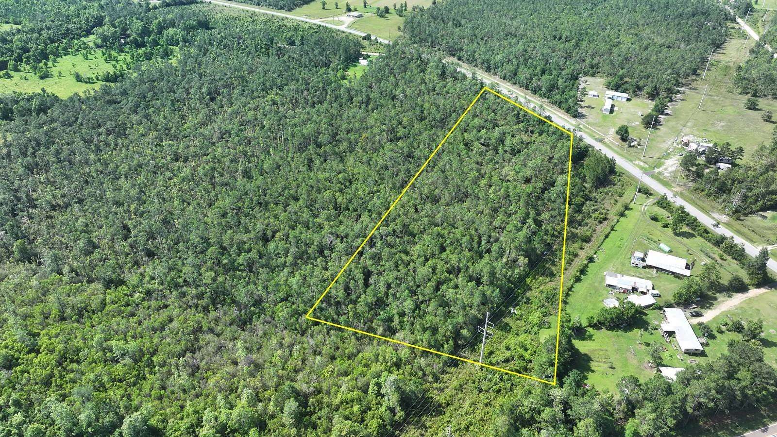 8 Acres of Land for Sale in Fountain, Florida