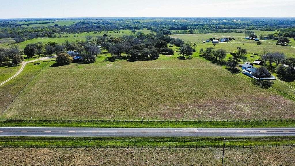 4 Acres of Residential Land for Sale in Schulenburg, Texas