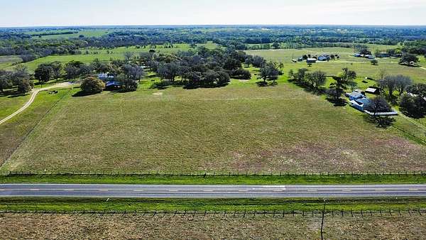 4 Acres of Residential Land for Sale in Schulenburg, Texas