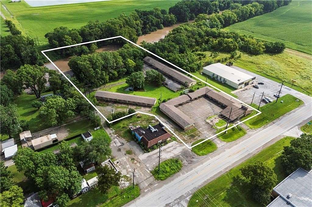 5.5 Acres of Commercial Land for Sale in Independence, Kansas