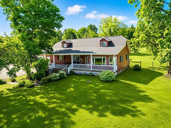 9 Acres of Land with Home for Sale in Erie, Pennsylvania