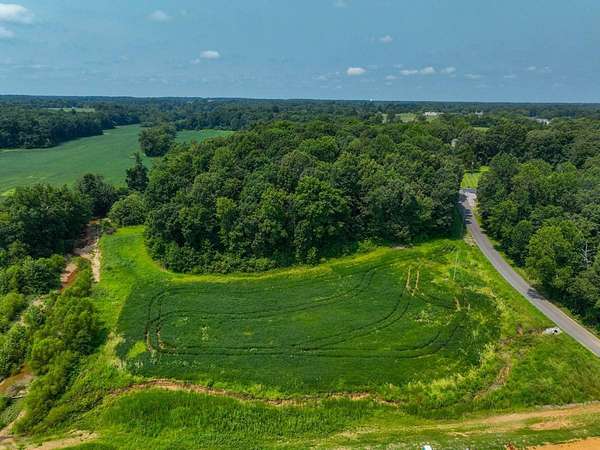 8 Acres of Land for Sale in Benton, Kentucky