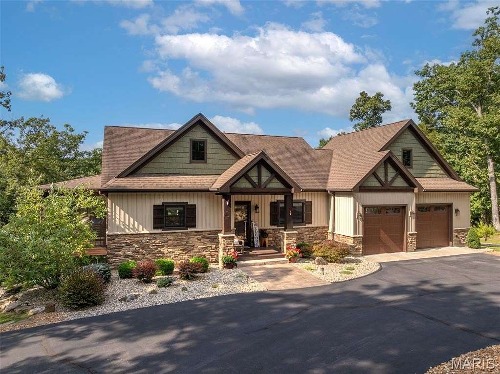 2.54 Acres of Land with Home for Sale in Innsbrook, Missouri