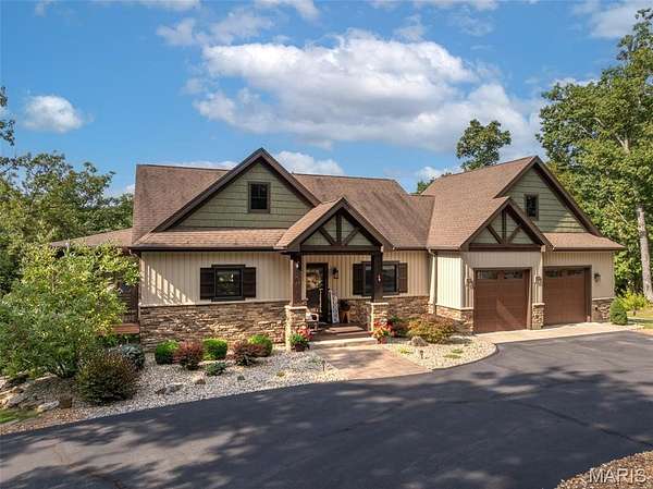 2.54 Acres of Land with Home for Sale in Innsbrook, Missouri