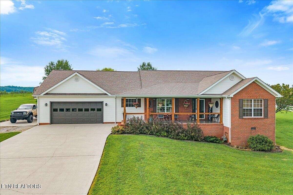 2 Acres of Land with Home for Sale in Sweetwater, Tennessee