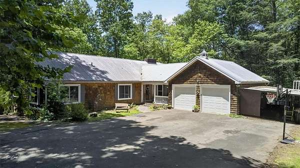 3.5 Acres of Land with Home for Sale in Ellijay, Georgia