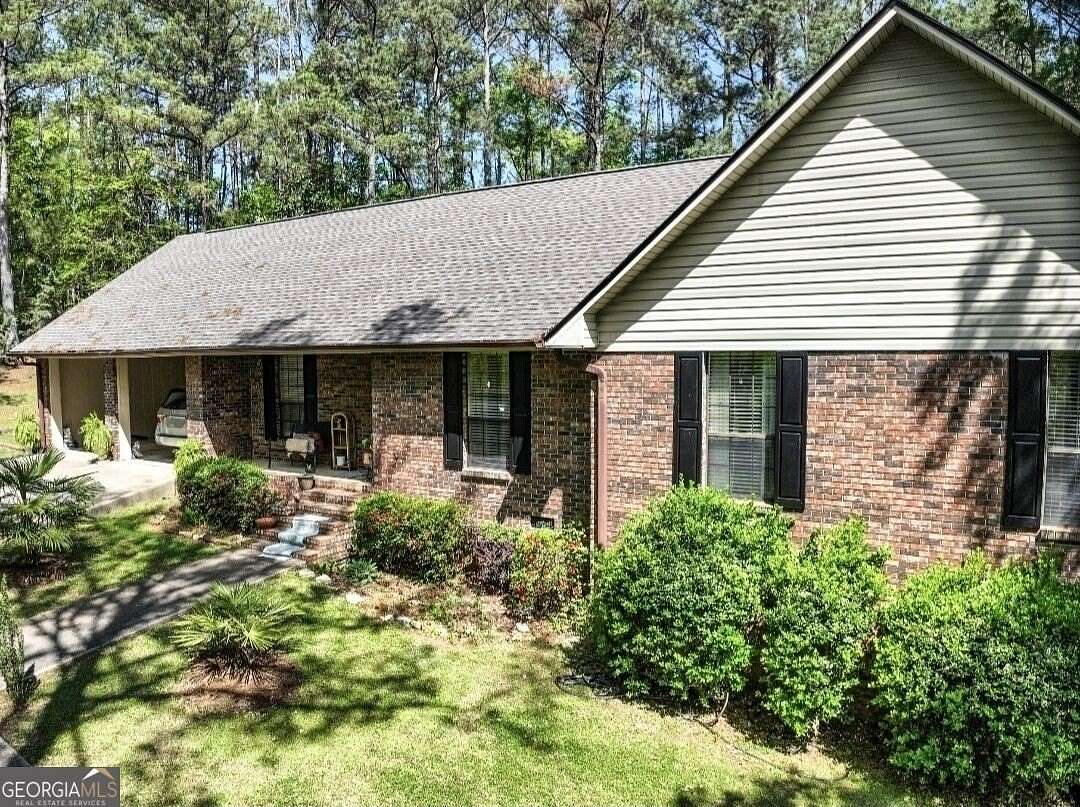 4.3 Acres of Land with Home for Sale in Valley, Alabama