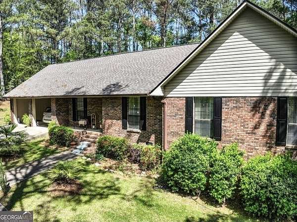 4.3 Acres of Land with Home for Sale in Valley, Alabama