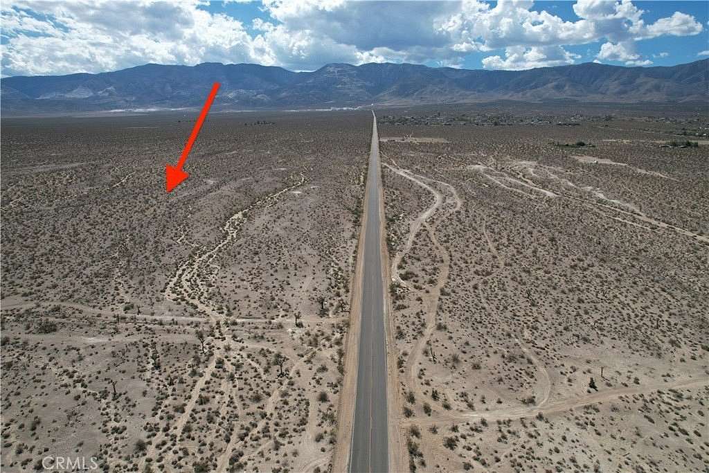 318 Acres of Agricultural & Residential Land for Sale in Lucerne Valley, California