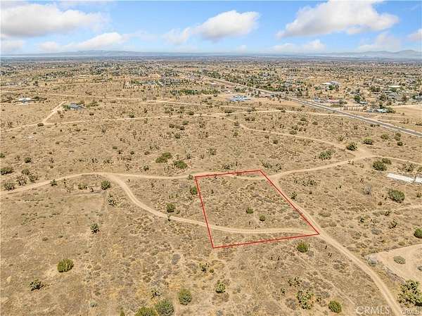 0.72 Acres of Residential Land for Sale in Phelan, California
