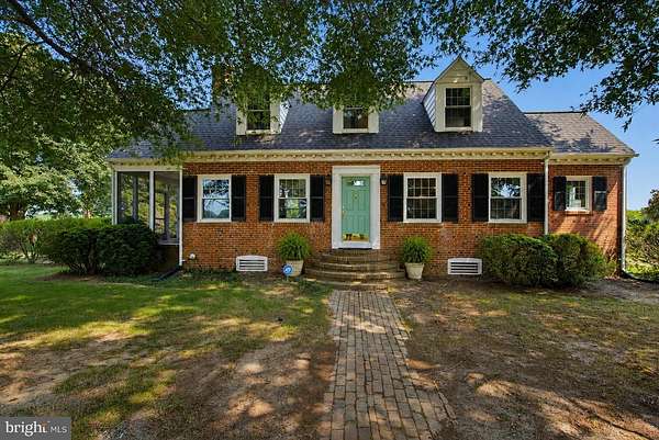 1.5 Acres of Land with Home for Sale in Hague, Virginia