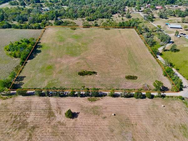 10 Acres of Land for Sale in Daisy, Oklahoma