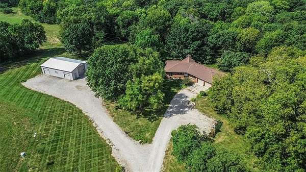 22 Acres of Land with Home for Sale in Paola, Kansas