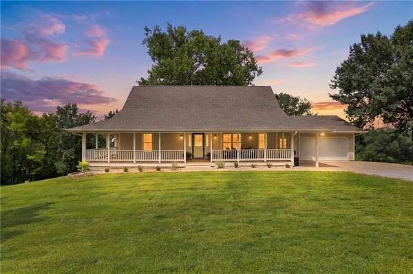 27 Acres of Land with Home for Sale in Holt, Missouri