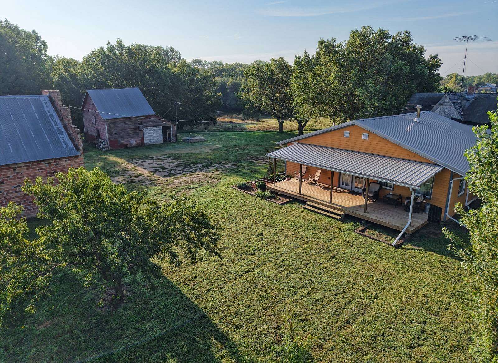 12.3 Acres of Recreational Land with Home for Sale in Burr Oak, Kansas