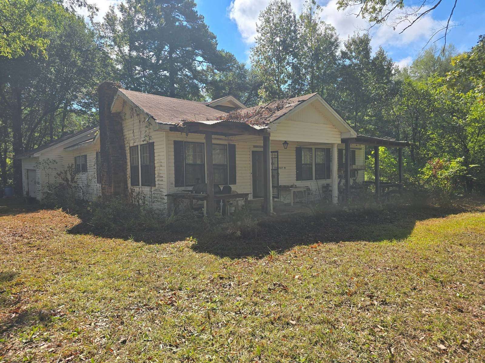 2 Acres of Land with Home for Sale in Converse, Louisiana