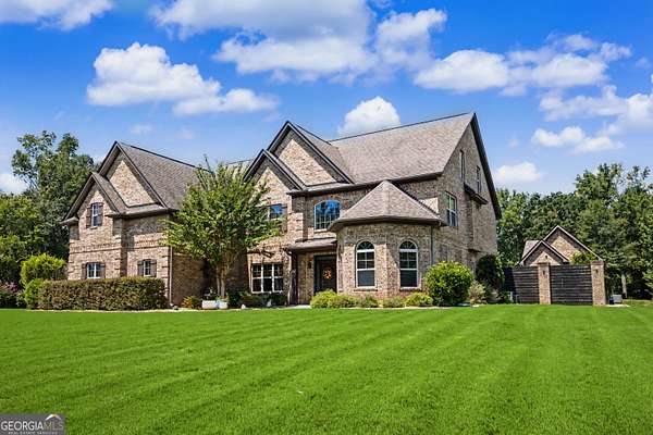 2 Acres of Land with Home for Sale in Fayetteville, Georgia