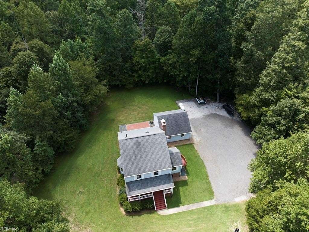 5.3 Acres of Land with Home for Sale in New Kent, Virginia