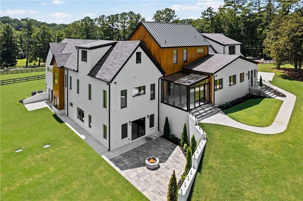 5 Acres of Land with Home for Sale in Milton, Georgia