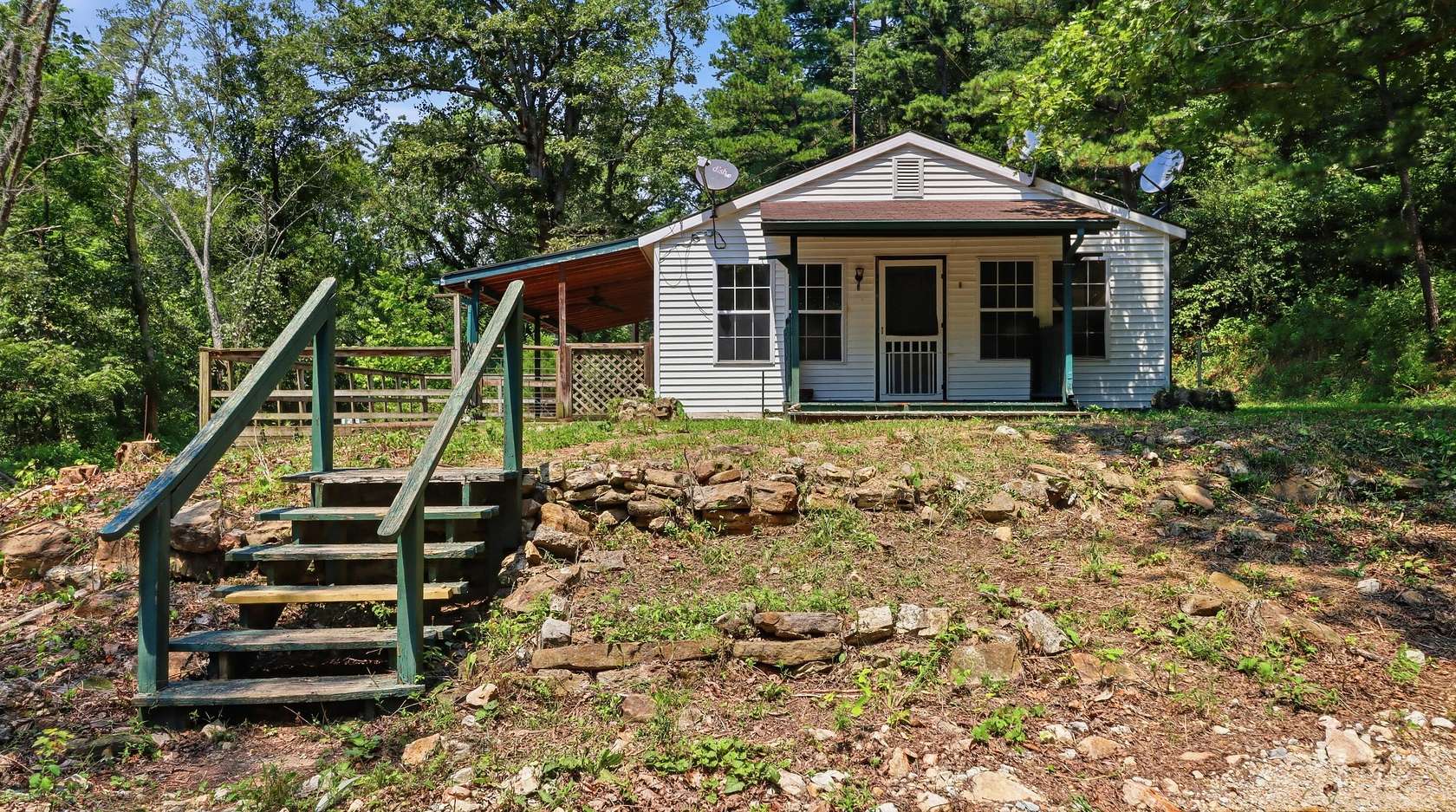 38.1 Acres of Land with Home for Sale in Mountain Grove, Missouri