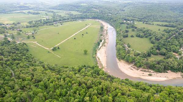 30.5 Acres of Recreational & Residential Land for Sale in Tecumseh, Missouri