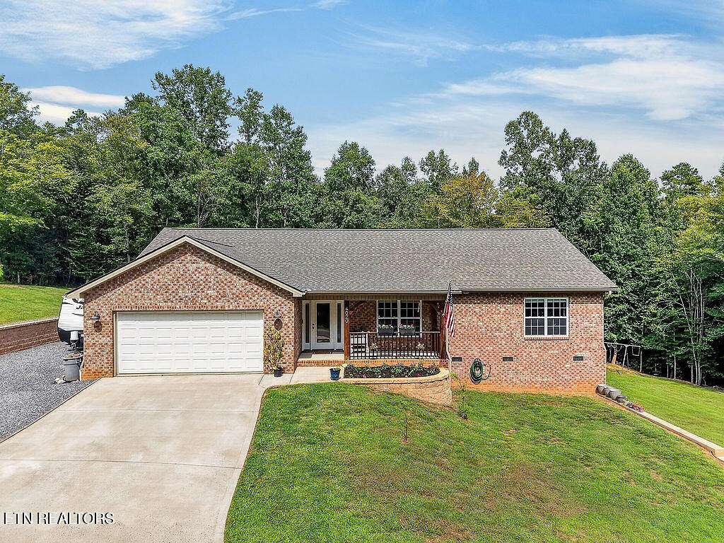 2 Acres of Land with Home for Sale in Louisville, Tennessee