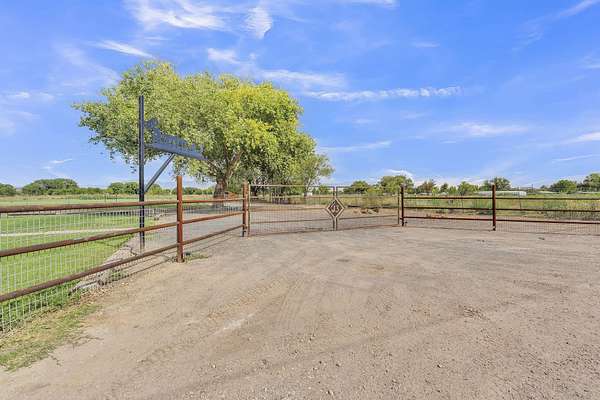 1.69 Acres of Land with Home for Sale in Peralta, New Mexico