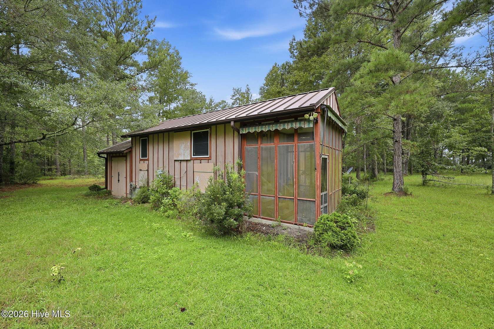 14.8 Acres of Land with Home for Sale in Bayboro, North Carolina