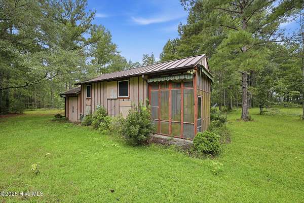 14.8 Acres of Land with Home for Sale in Bayboro, North Carolina