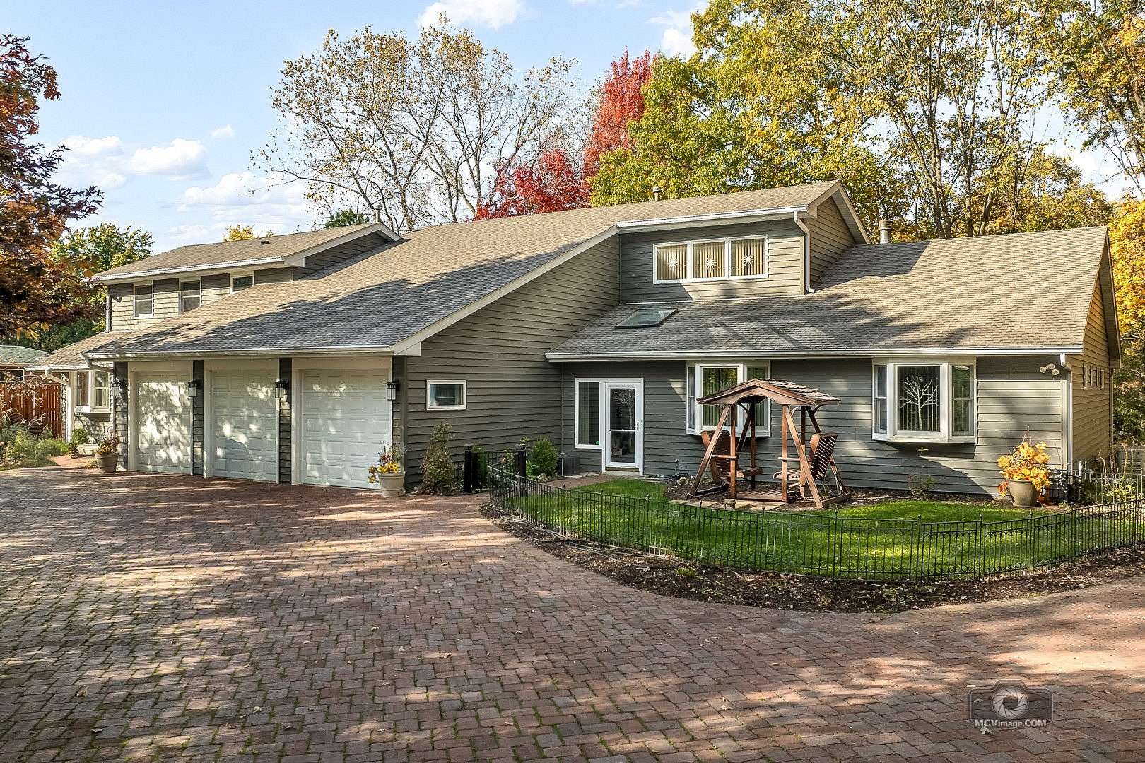 1.66 Acres of Land with Home for Sale in Lemont, Illinois