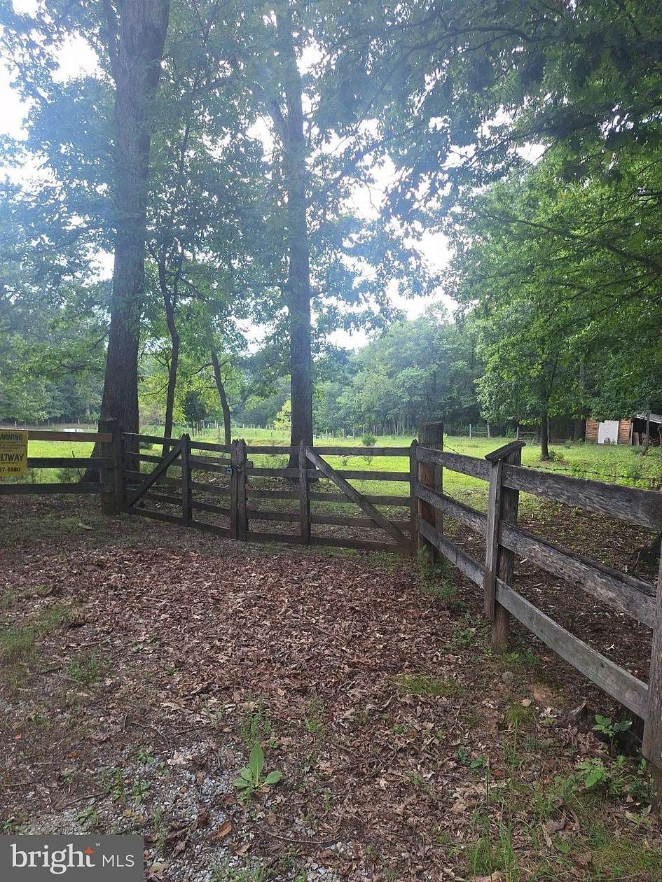 3.8 Acres of Residential Land for Sale in Harpers Ferry, West Virginia