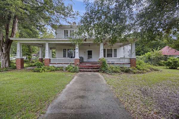 1.5 Acres of Land with Home for Sale in Eutawville, South Carolina