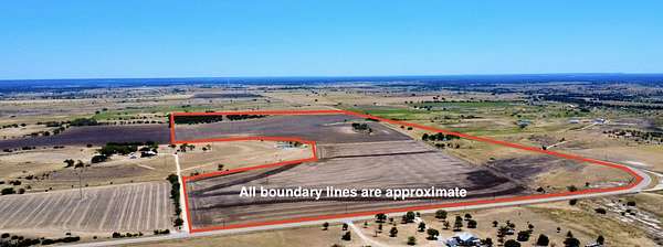 147 Acres of Land for Sale in Hamilton, Texas