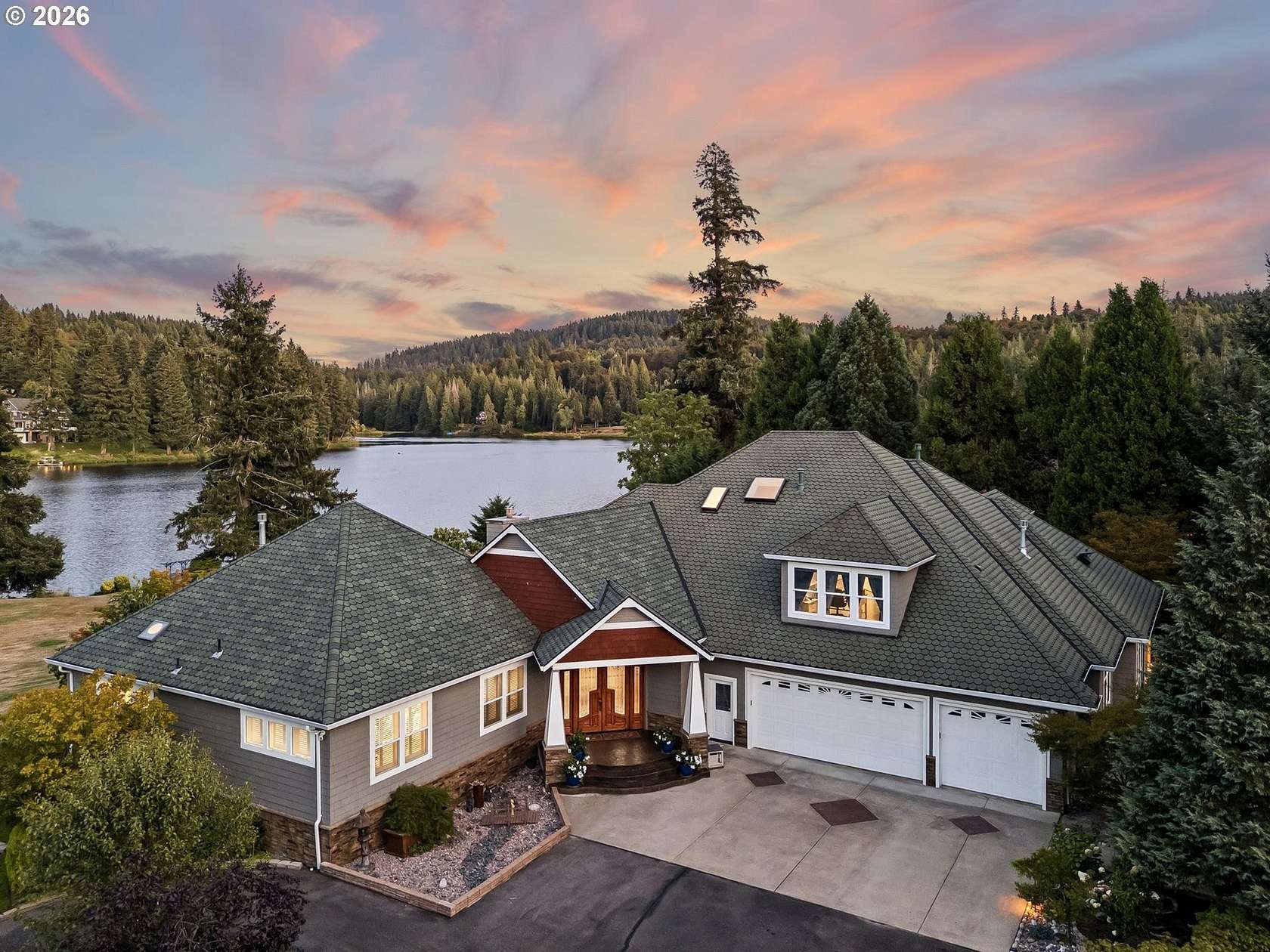 3 Acres of Land with Home for Sale in Beavercreek, Oregon
