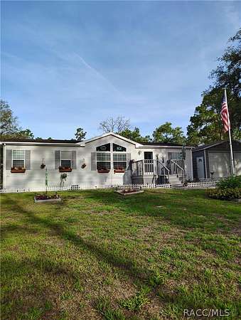 2.52 Acres of Land with Home for Sale in Dunnellon, Florida