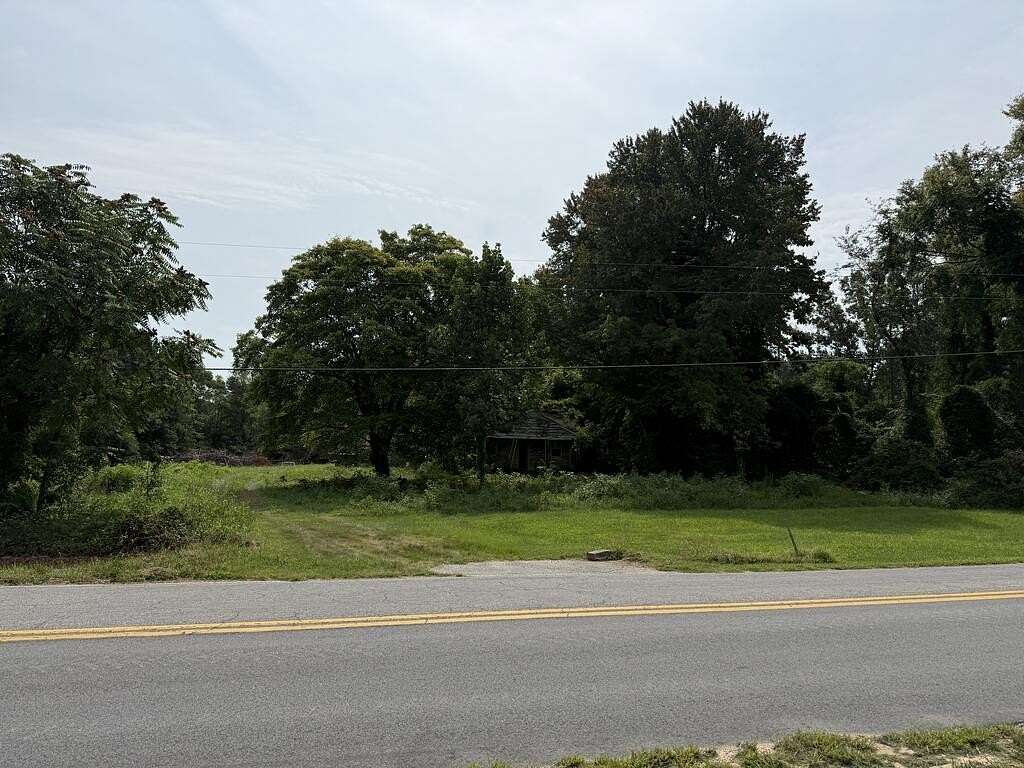 2.79 Acres of Residential Land for Sale in Farmville, Virginia