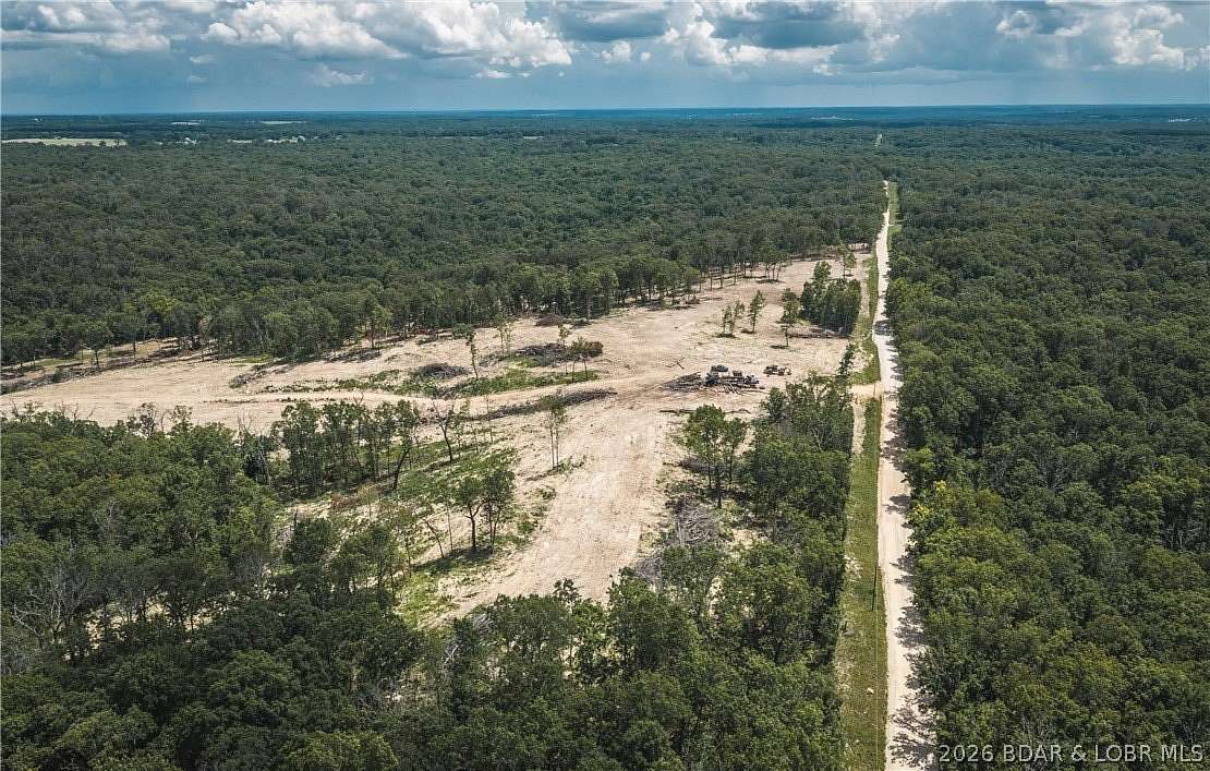 40 Acres of Land for Sale in Macks Creek, Missouri