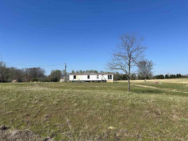 8 Acres of Land with Home for Sale in Searcy, Arkansas