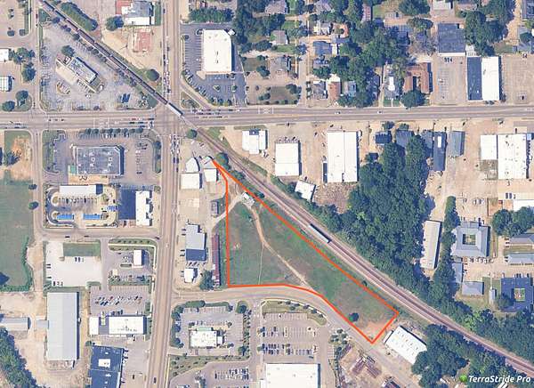 2.8 Acres of Commercial Land for Sale in Tupelo, Mississippi