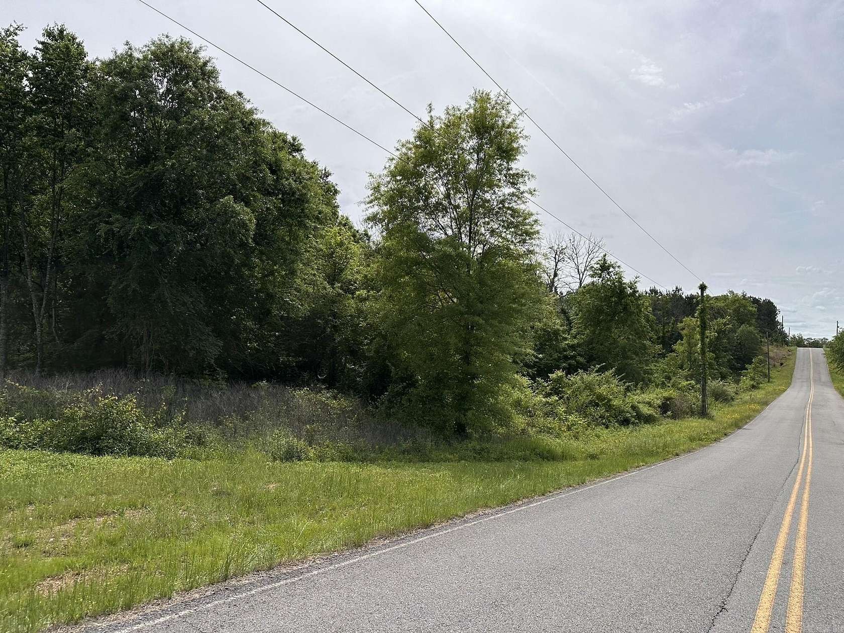 16 Acres of Land for Sale in Greenbrier, Arkansas