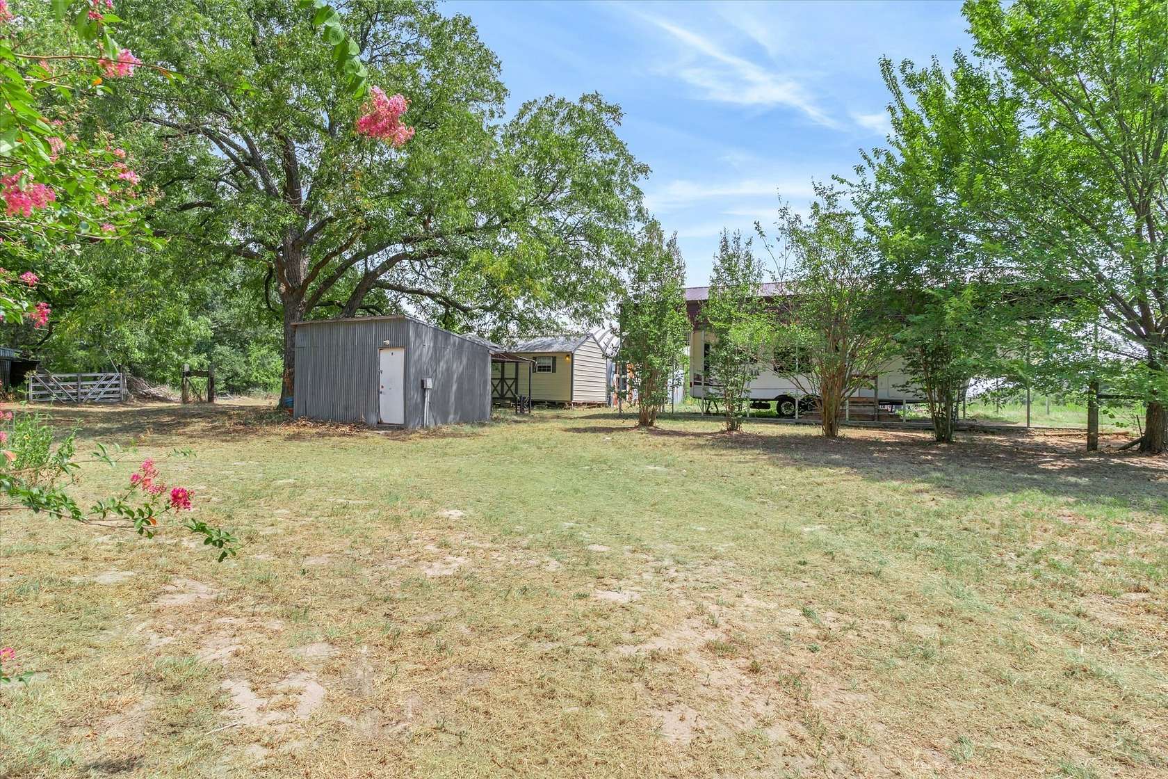 2.56 Acres of Residential Land for Sale in Edgewood, Texas