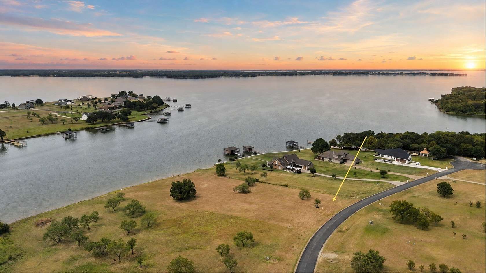 1 Acre of Residential Land for Sale in Streetman, Texas